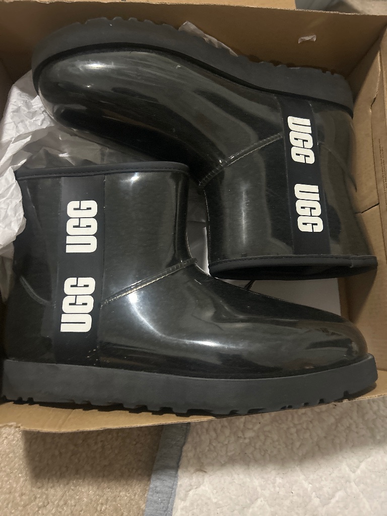 Uggs Classic Mini